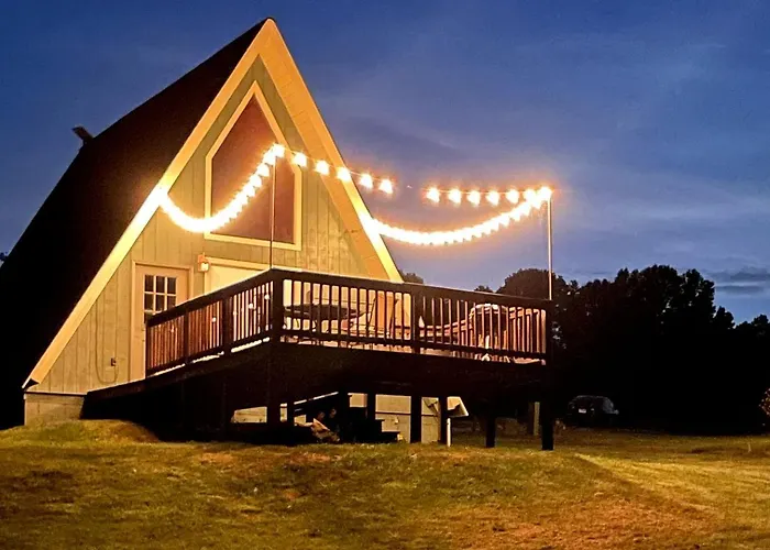 Breathtaking A-frame With Impressive Nature Views In Carbondale, Illinois