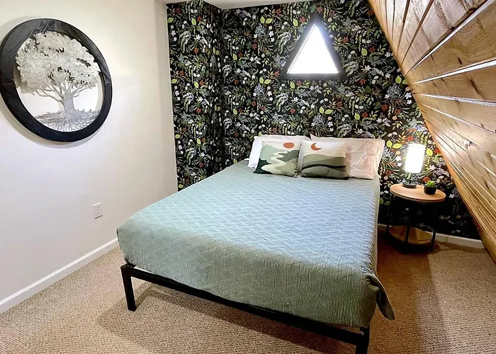 Breathtaking A-frame With Impressive Nature Views In Carbondale, Illinois Makanda