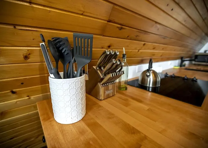 Breathtaking A-frame With Impressive Nature Views In Carbondale, Illinois